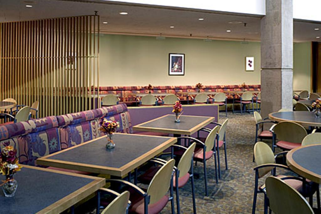 ホテルThe National Conference Center リーズバーグ エクステリア 写真