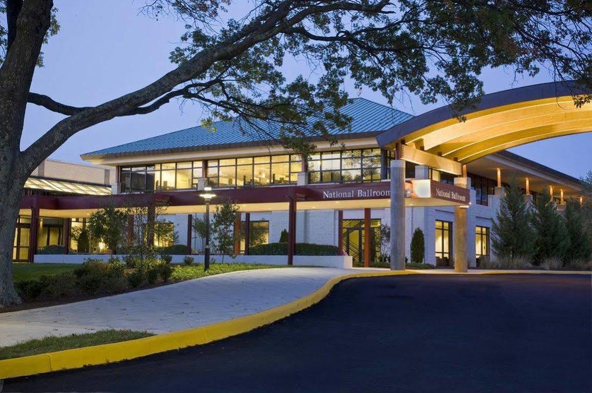 ホテルThe National Conference Center リーズバーグ エクステリア 写真